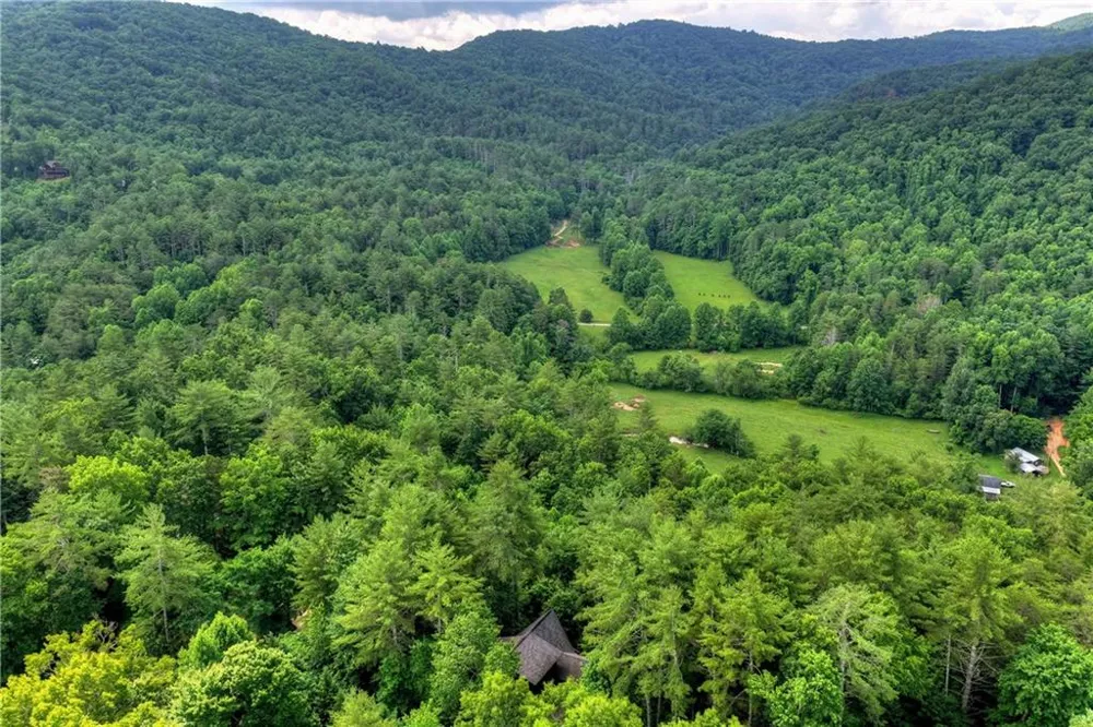 255 Indian Ridge Road Epworth, GA 30541