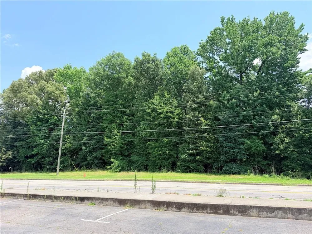 5557 Oakdale Road SE Mableton, GA 30126