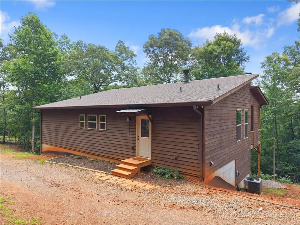 308 Fowler Creek Drive Cleveland, GA 30528