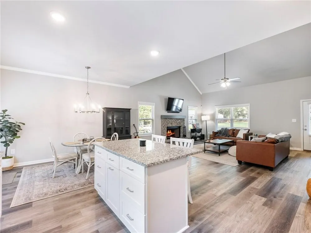 406 Sunset Drive Statham, GA 30666