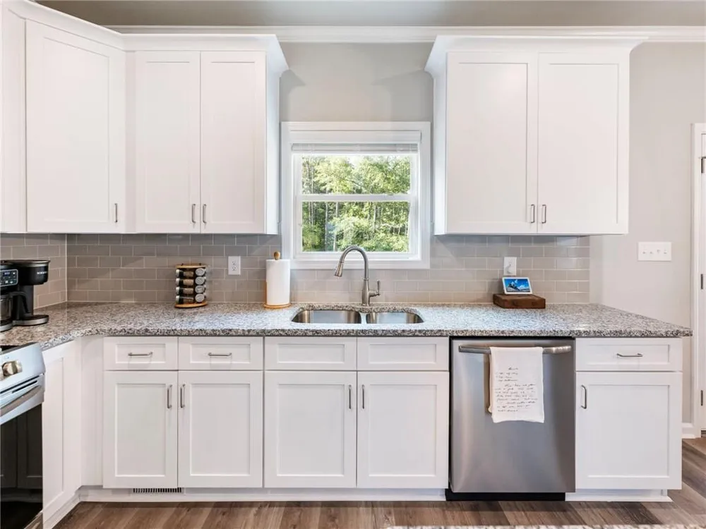 406 Sunset Drive Statham, GA 30666