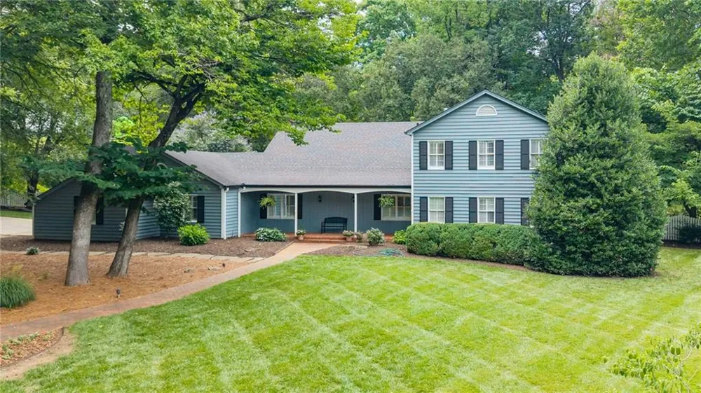 1904 Rena Lane Dalton, GA 30720