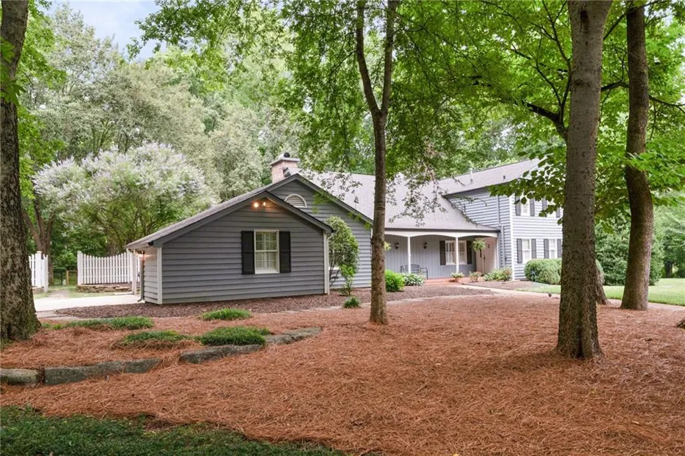 1904 Rena Lane Dalton, GA 30720