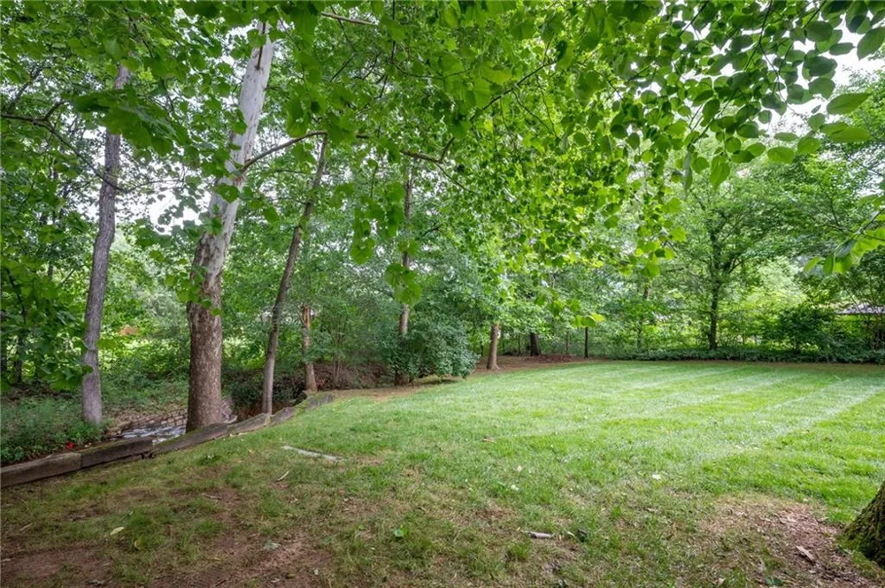 1904 Rena Lane Dalton, GA 30720