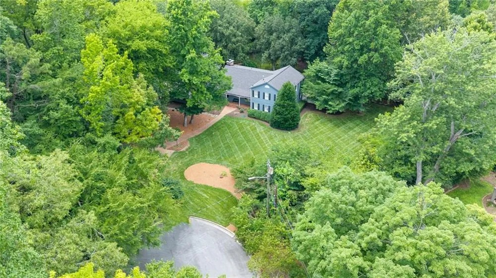 1904 Rena Lane Dalton, GA 30720
