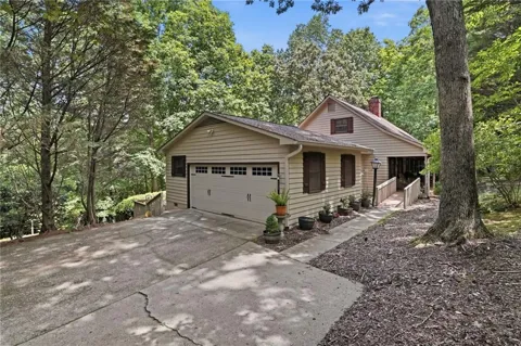 988 Woodland