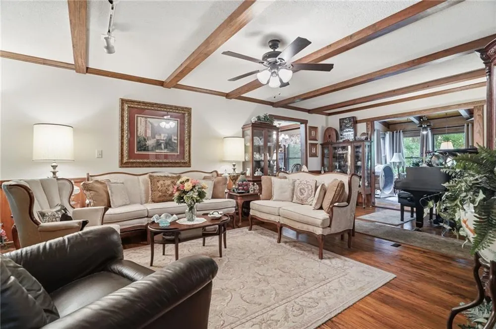 988 Woodland Sautee Nacoochee, GA 30571