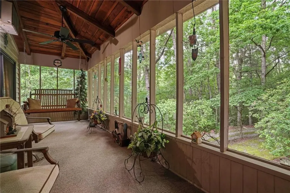 988 Woodland Sautee Nacoochee, GA 30571