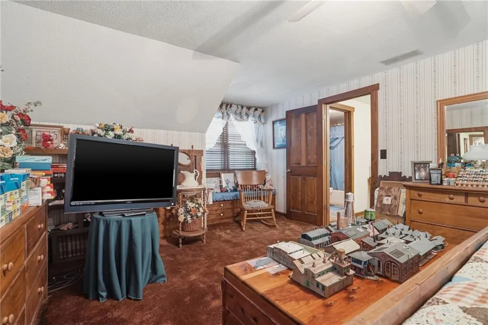 988 Woodland Sautee Nacoochee, GA 30571