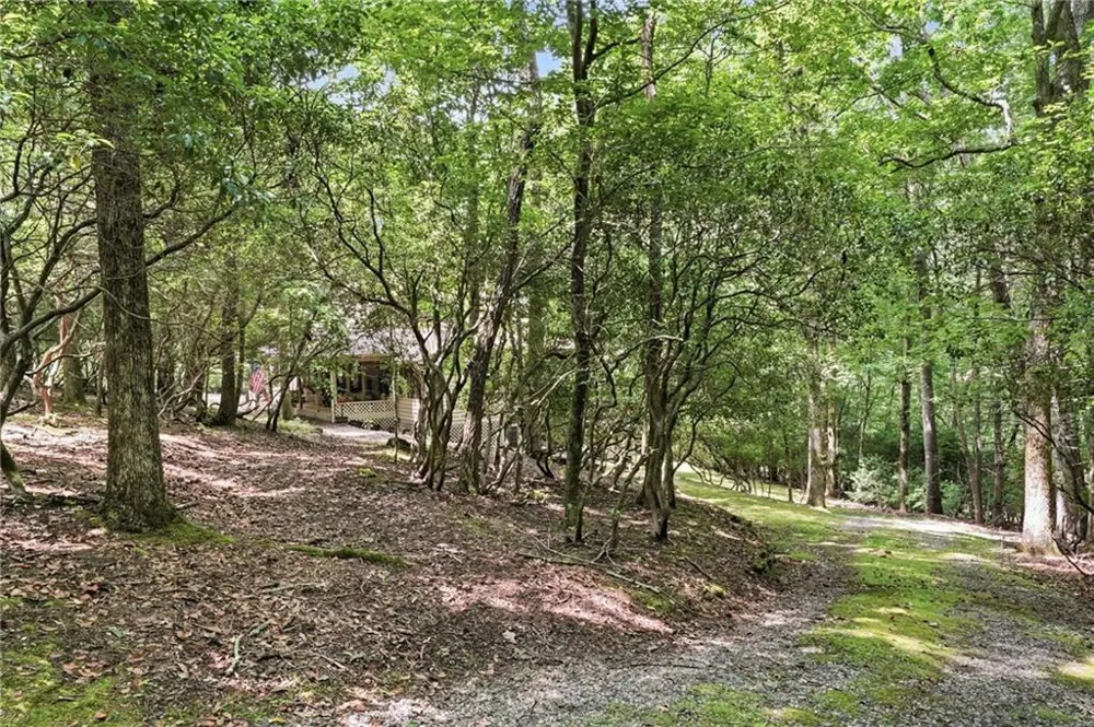 988 Woodland Sautee Nacoochee, GA 30571