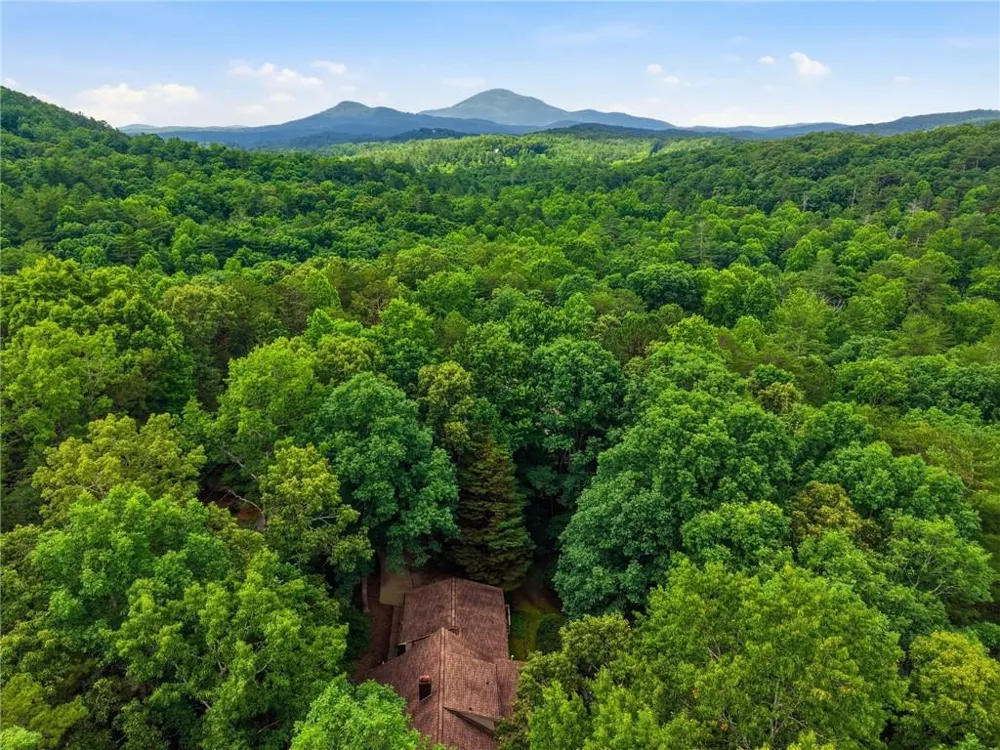 988 Woodland Sautee Nacoochee, GA 30571