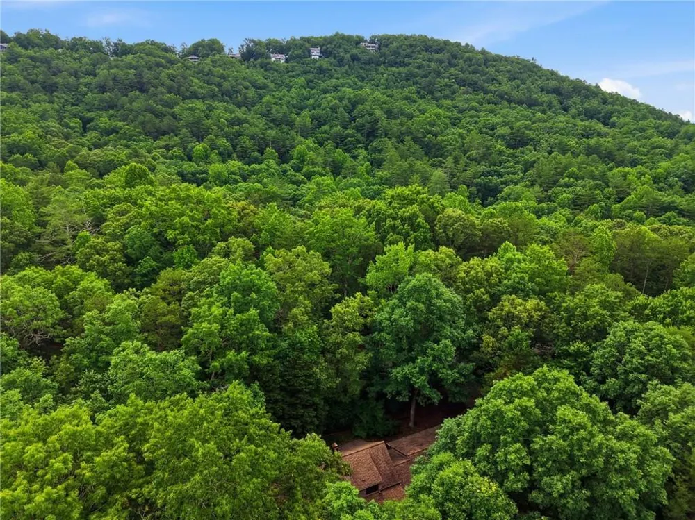 988 Woodland Sautee Nacoochee, GA 30571
