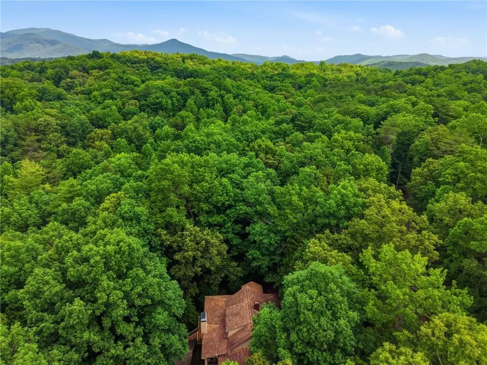 988 Woodland Sautee Nacoochee, GA 30571