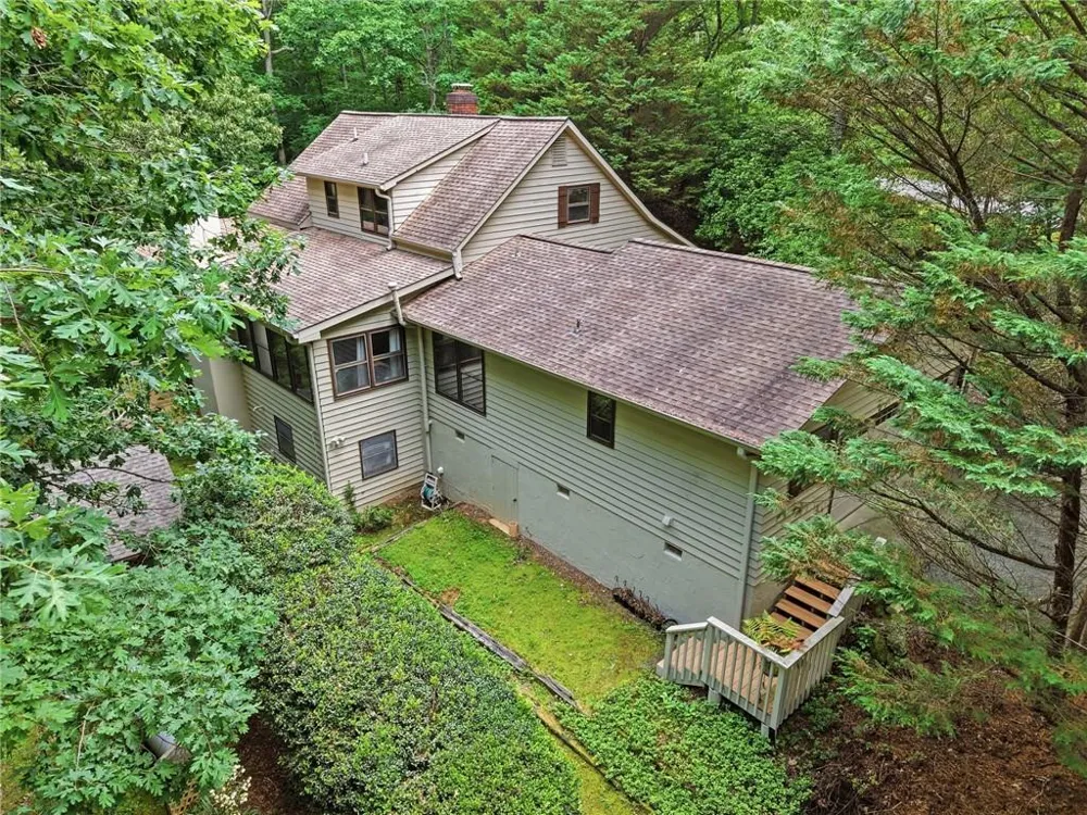 988 Woodland Sautee Nacoochee, GA 30571