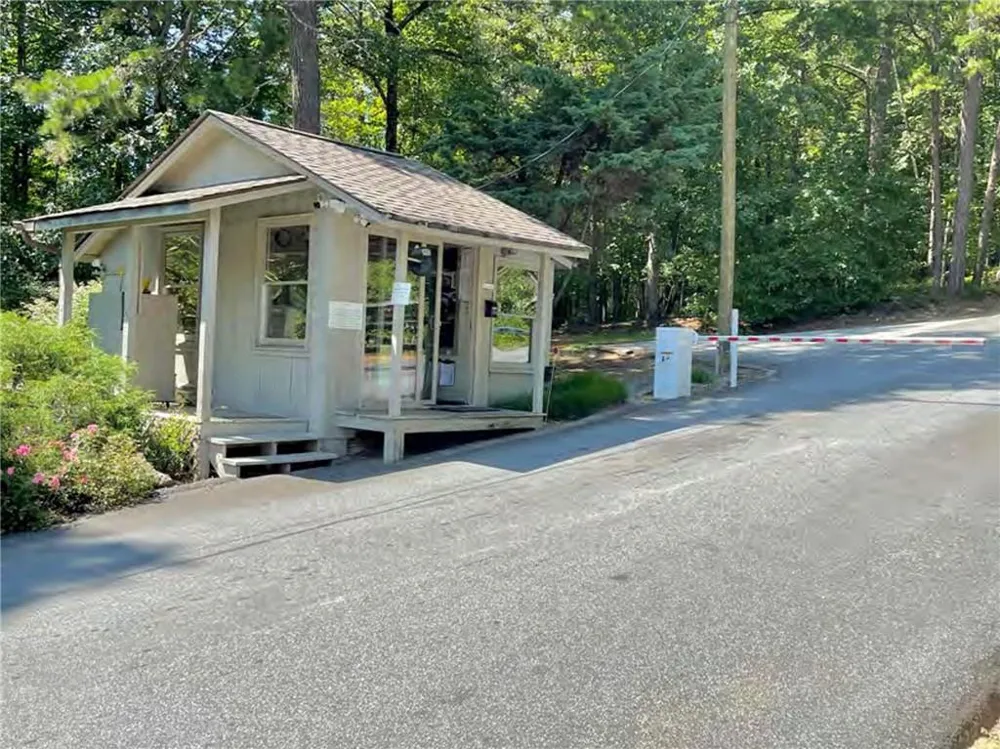 988 Woodland Sautee Nacoochee, GA 30571