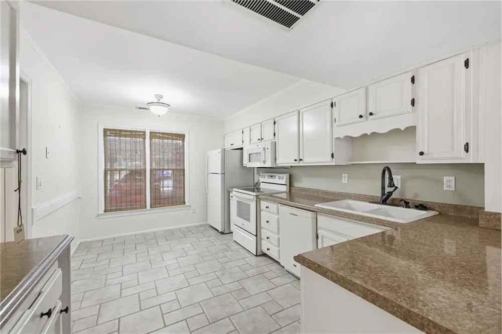 6500 Gaines Ferry Road #i-4 Flowery Branch, GA 30542