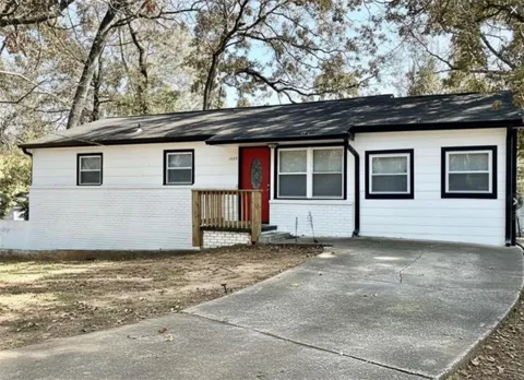1995 Oak Court