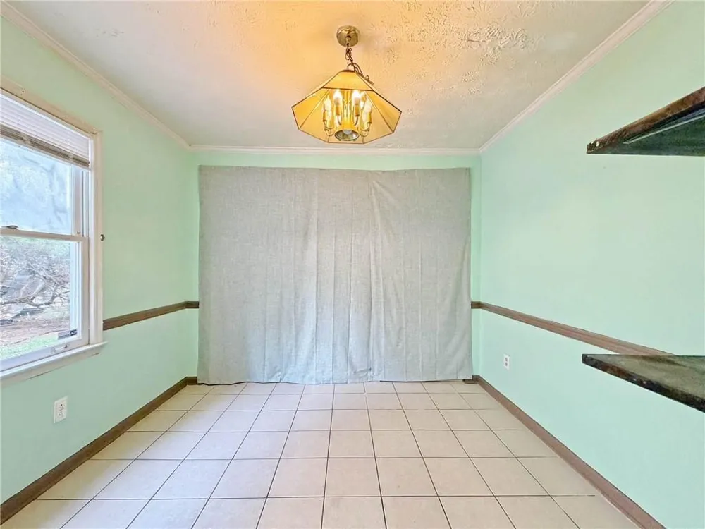 935 Six Oaks Circle #B Norcross, GA 30093