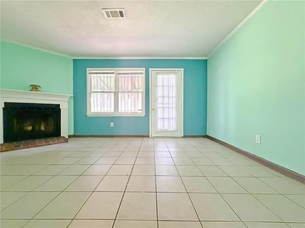 935 Six Oaks Circle #B Norcross, GA 30093