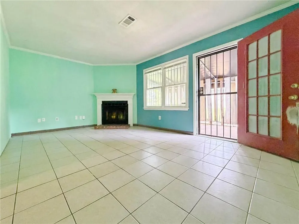 935 Six Oaks Circle #B Norcross, GA 30093