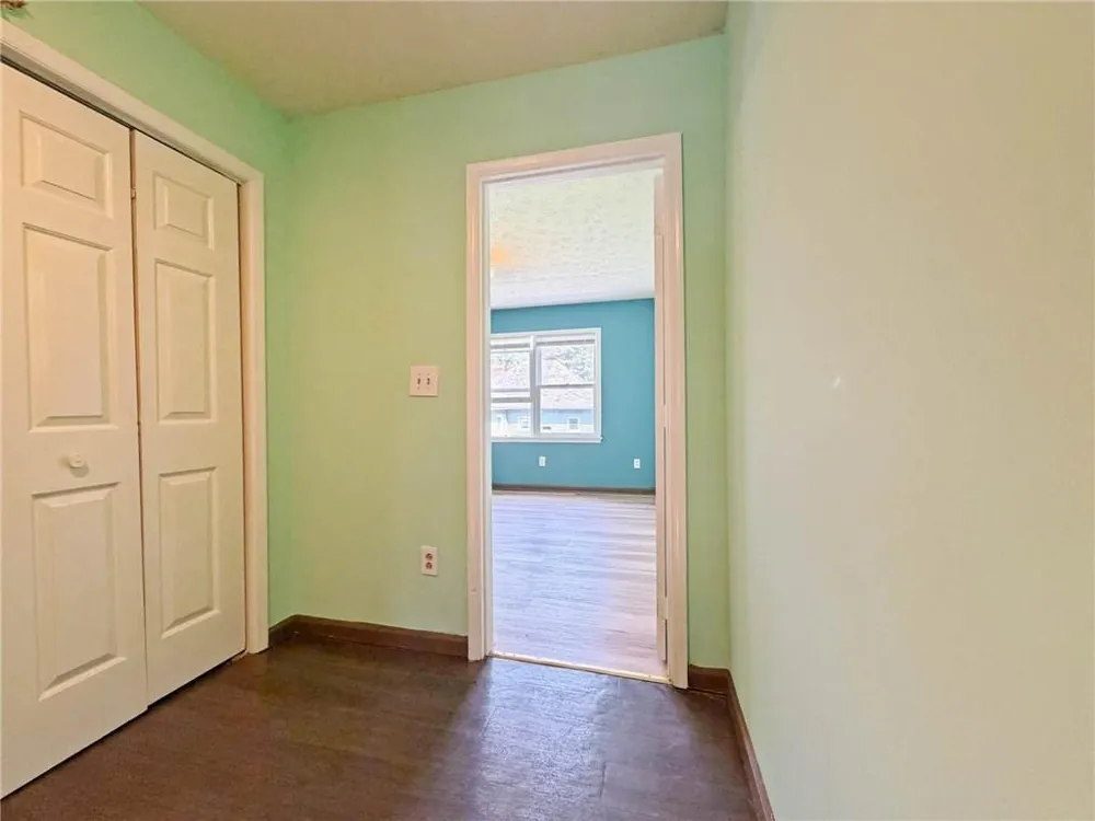935 Six Oaks Circle #B Norcross, GA 30093
