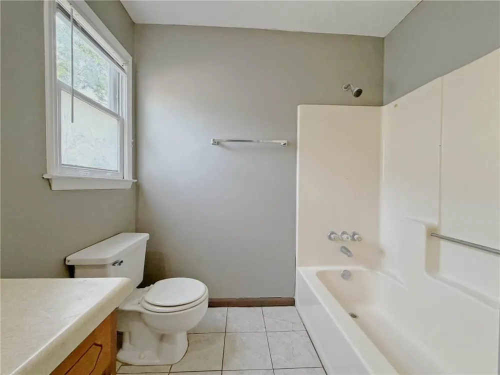 935 Six Oaks Circle #B Norcross, GA 30093
