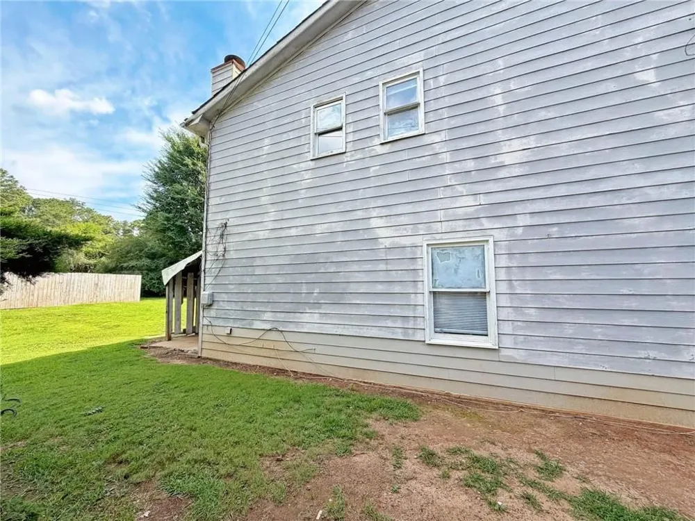 935 Six Oaks Circle #B Norcross, GA 30093
