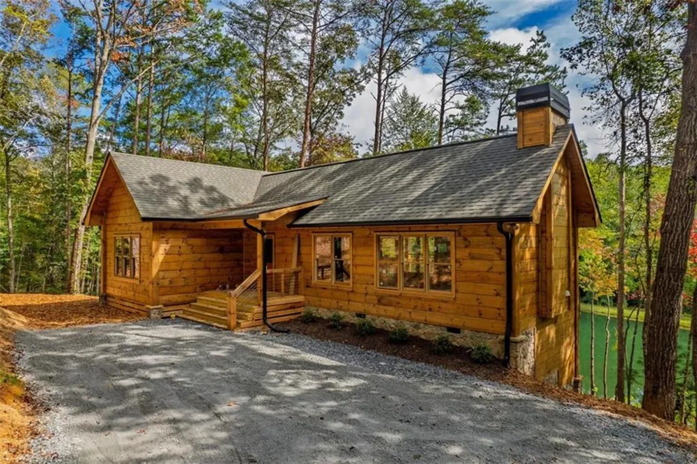 85 Moreland Trail Cherry Log, GA 30522