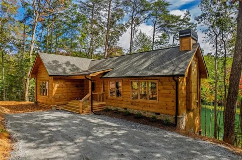 85 Moreland Trail