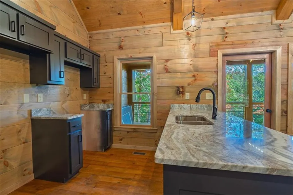 85 Moreland Trail Cherry Log, GA 30522