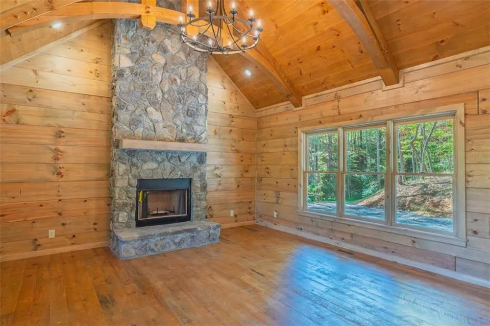85 Moreland Trail Cherry Log, GA 30522