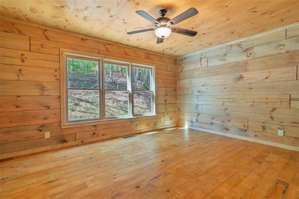 85 Moreland Trail Cherry Log, GA 30522