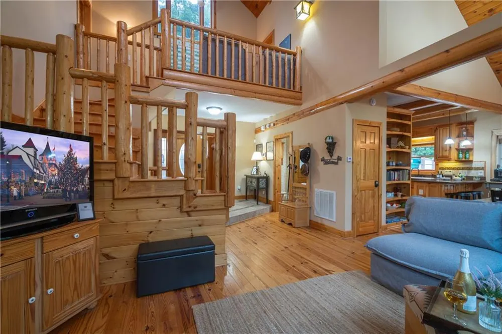 236 Rosen Strasse Helen, GA 30545