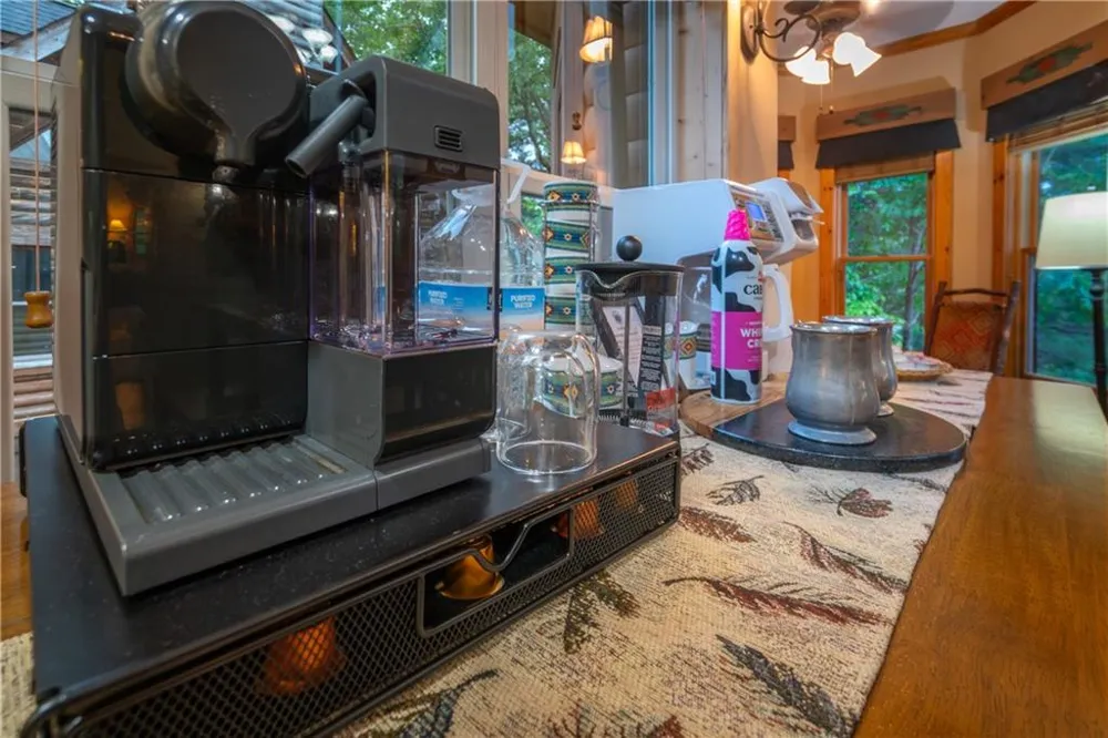 236 Rosen Strasse Helen, GA 30545