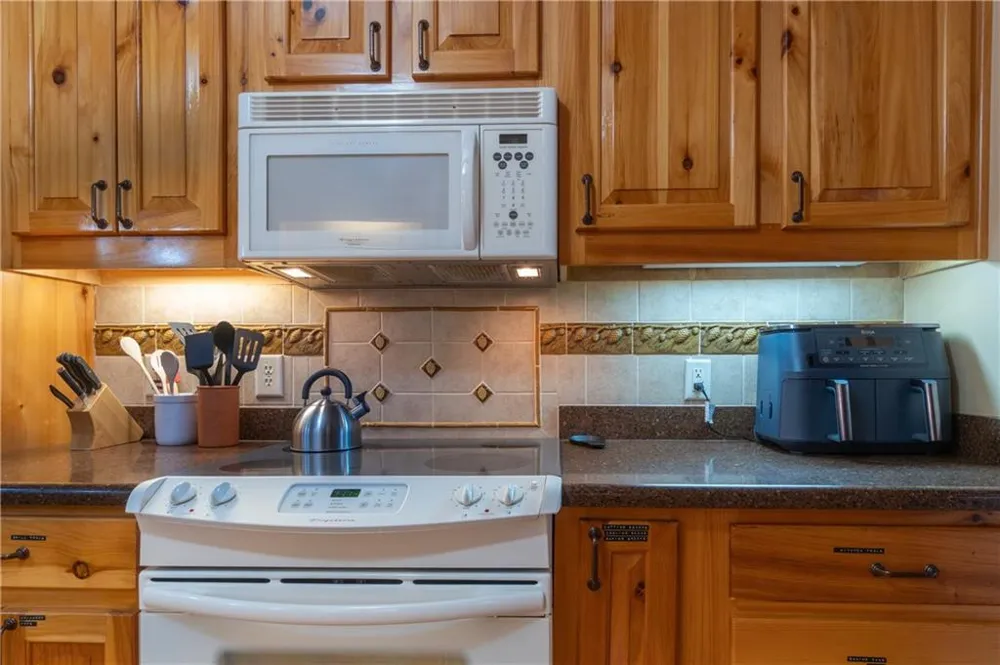 236 Rosen Strasse Helen, GA 30545