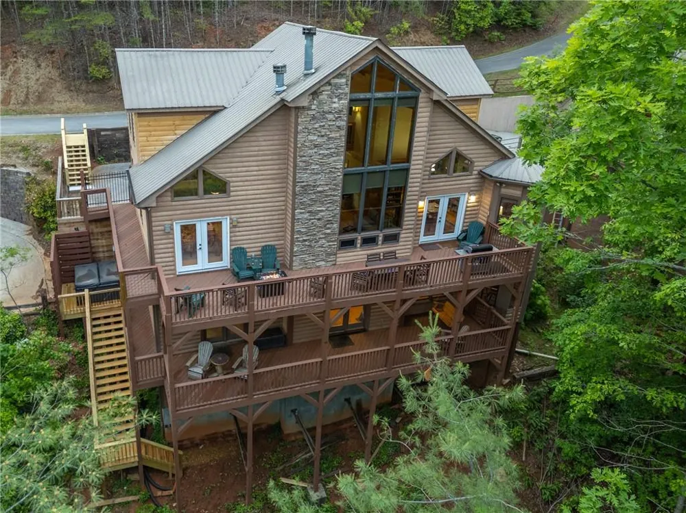 236 Rosen Strasse Helen, GA 30545