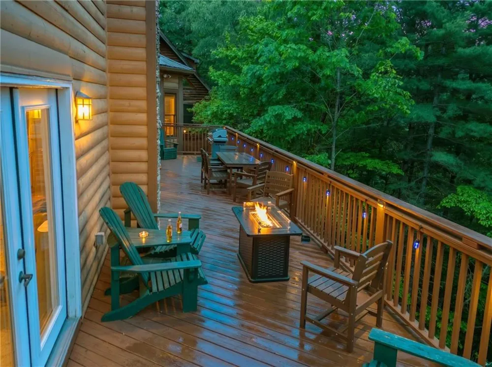 236 Rosen Strasse Helen, GA 30545