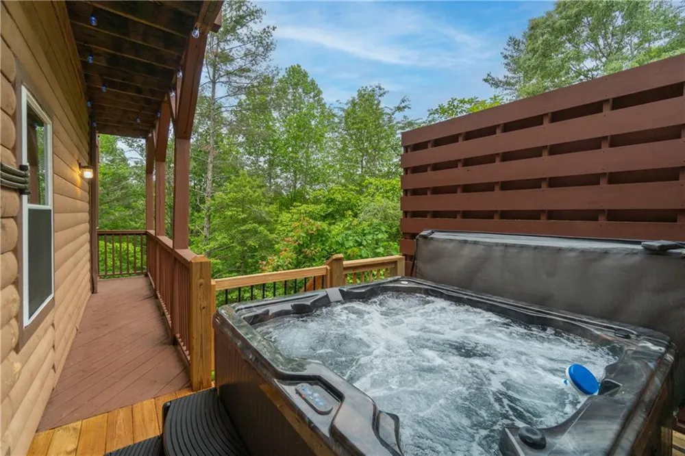 236 Rosen Strasse Helen, GA 30545