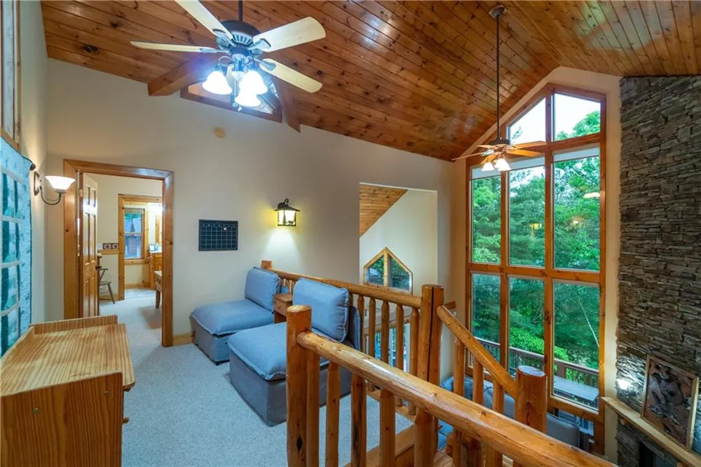 236 Rosen Strasse Helen, GA 30545