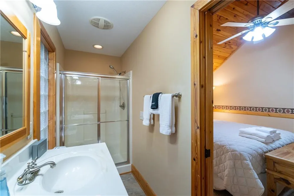 236 Rosen Strasse Helen, GA 30545
