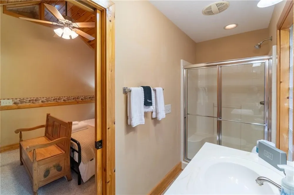 236 Rosen Strasse Helen, GA 30545