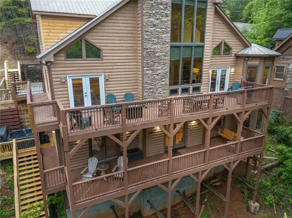 236 Rosen Strasse Helen, GA 30545