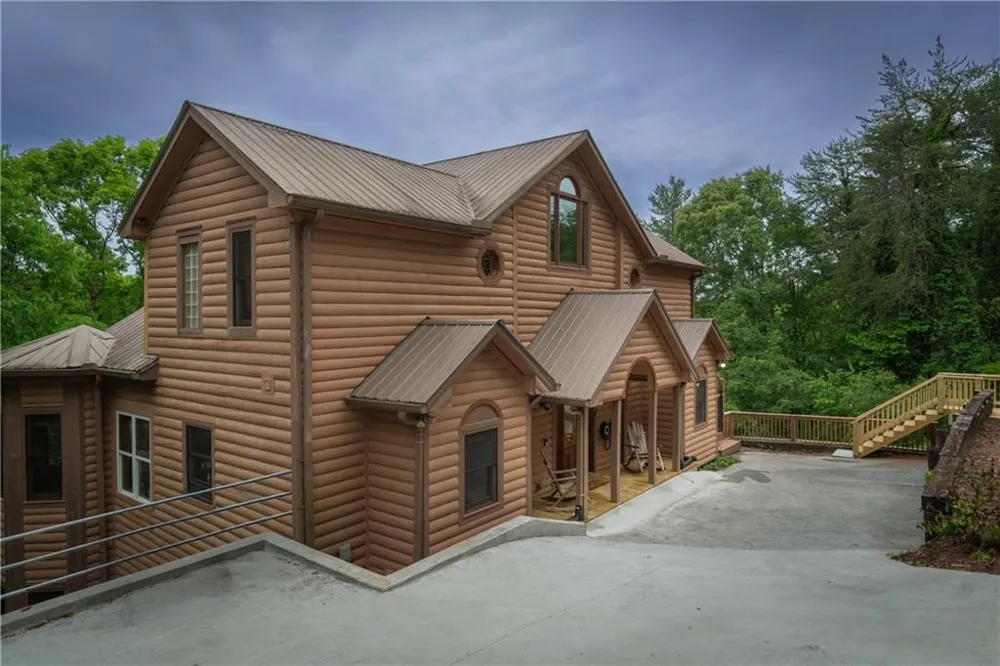 236 Rosen Strasse Helen, GA 30545
