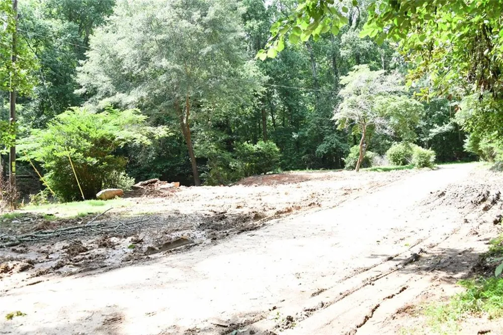 5435 Hearn Road Ellenwood, GA 30294