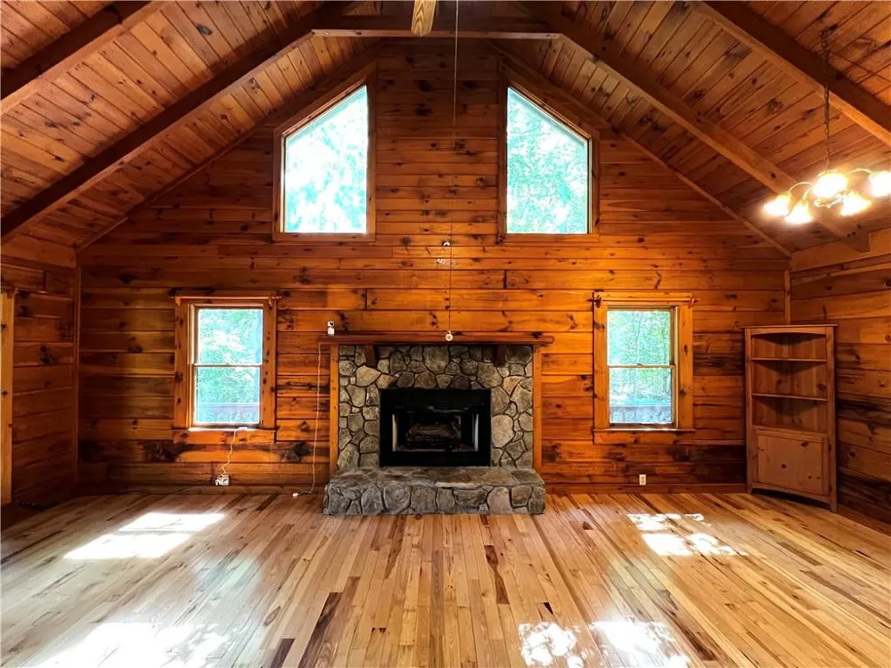 187 Tiffany Lane Mineral Bluff, GA 30559