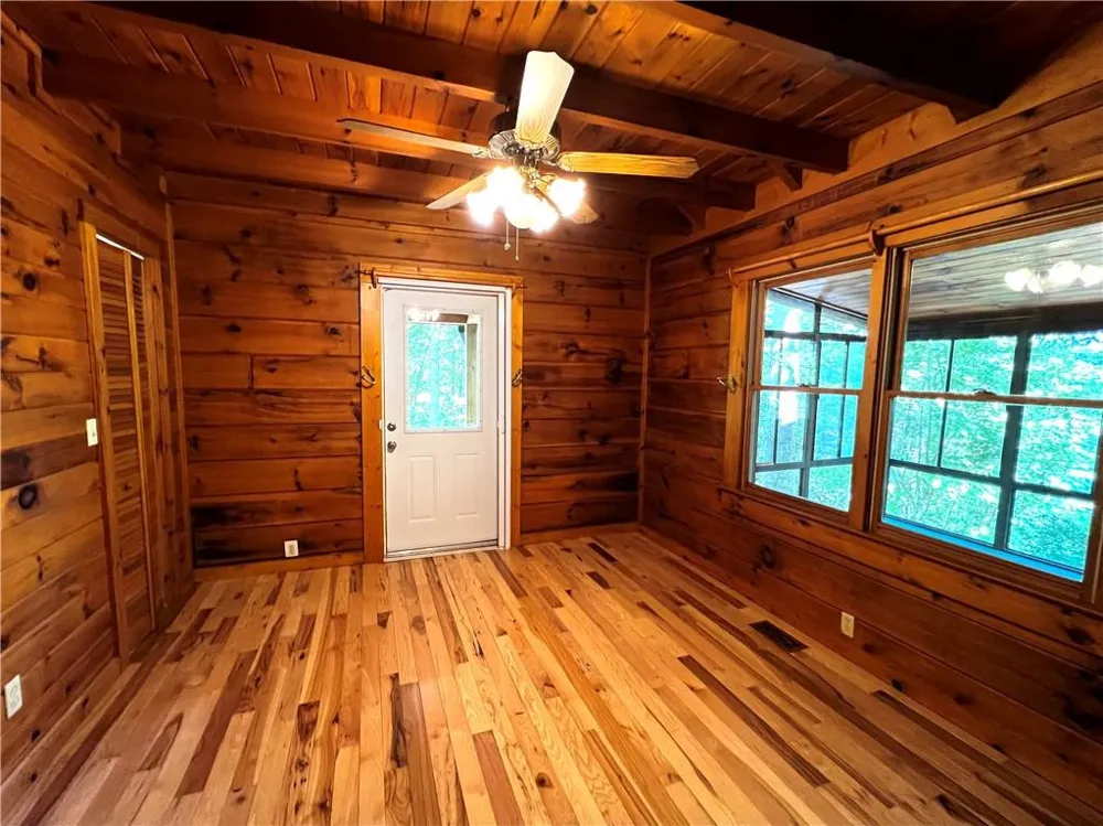 187 Tiffany Lane Mineral Bluff, GA 30559