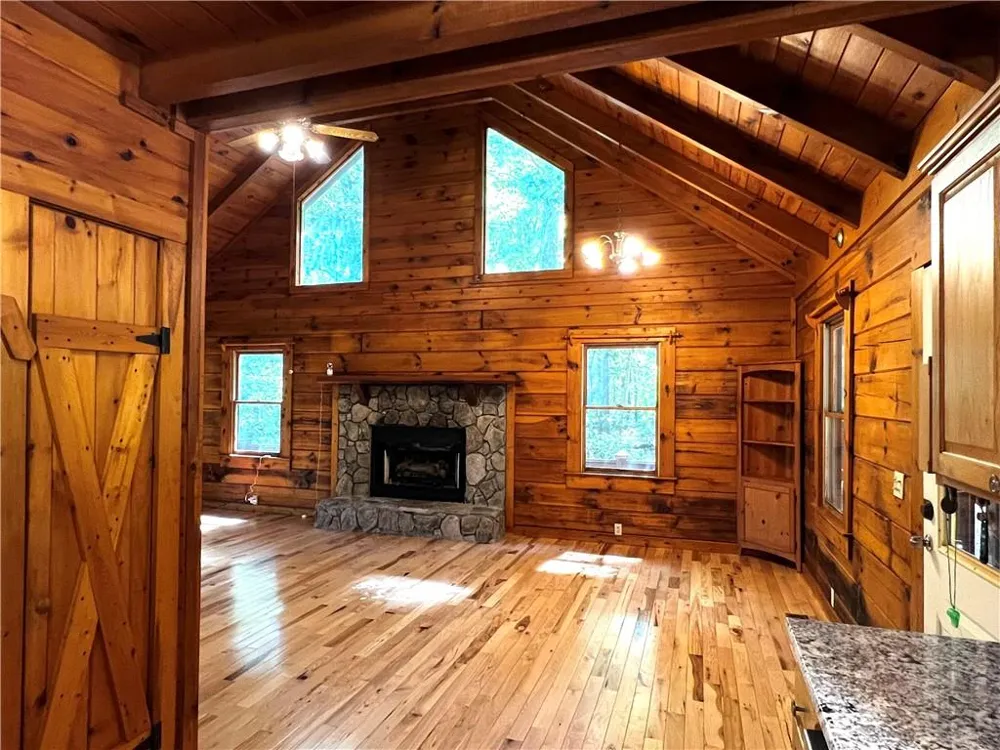 187 Tiffany Lane Mineral Bluff, GA 30559
