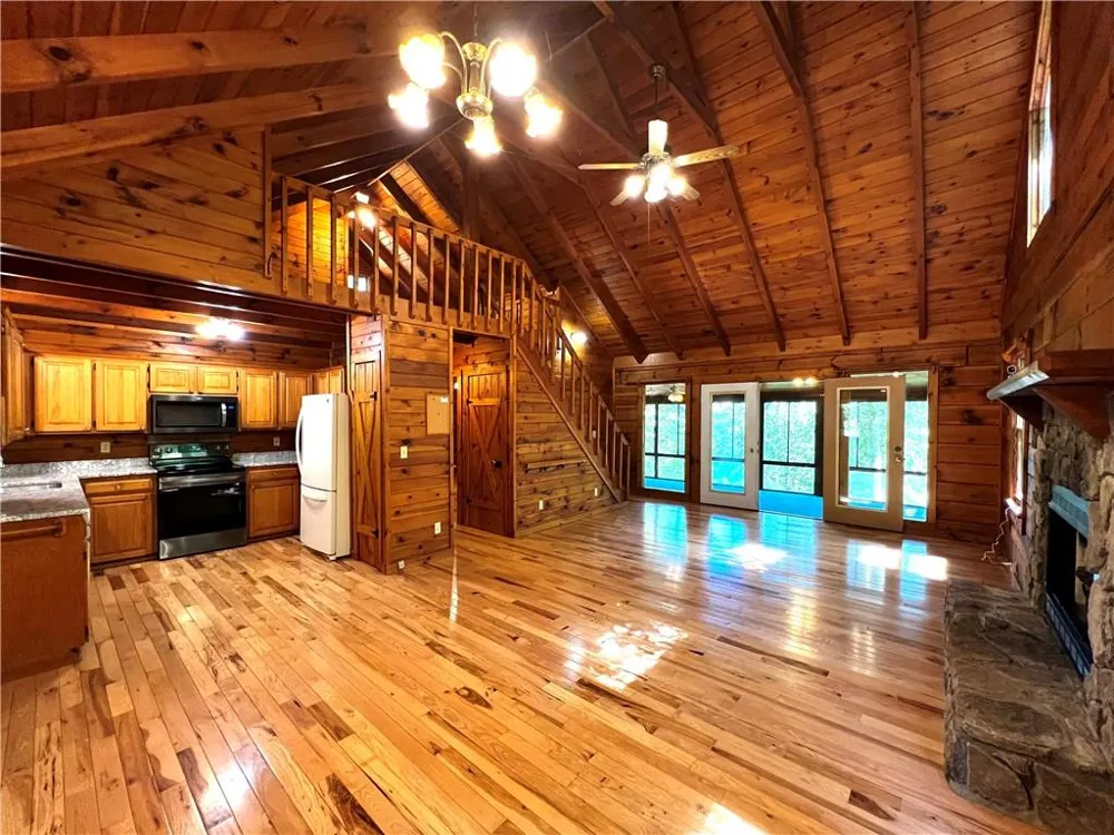 187 Tiffany Lane Mineral Bluff, GA 30559