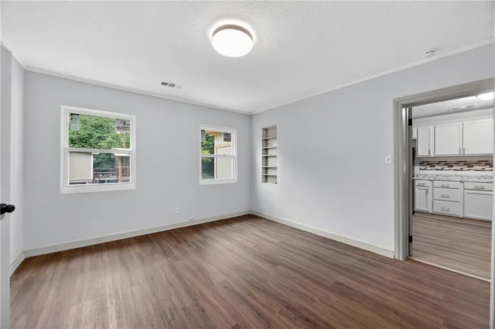 953 South Avenue Forest Park, GA 30297