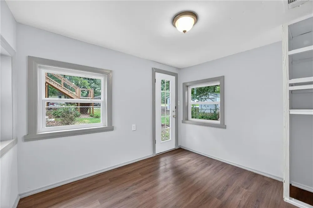 953 South Avenue Forest Park, GA 30297